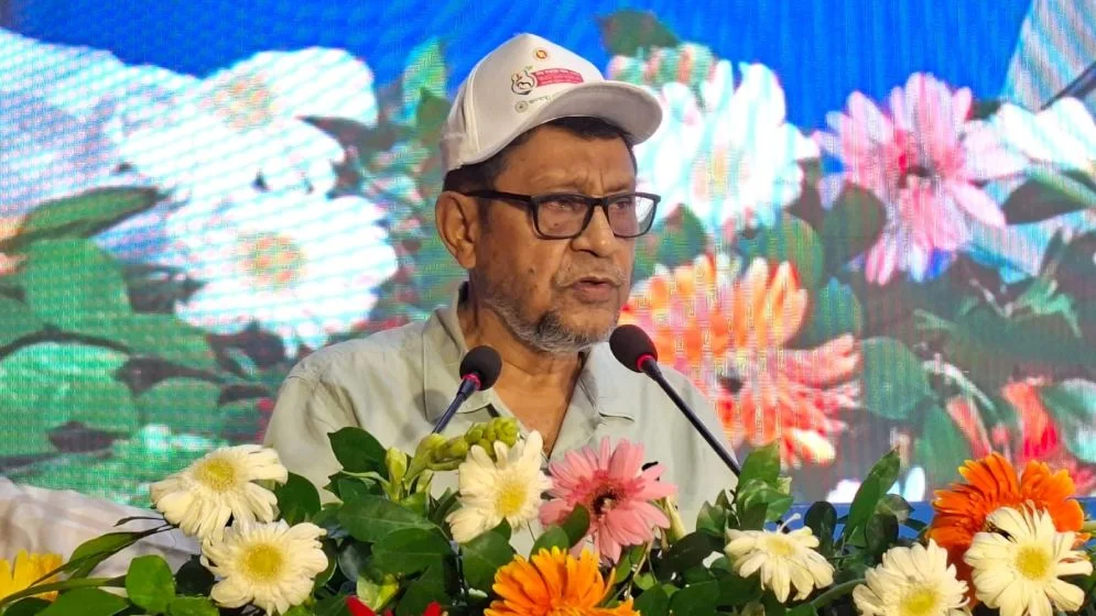 শিশুর সুস্থ বিকাশে মাতৃদুগ্ধের বিকল্প নেই: স্বাস্থ্যমন্ত্রী