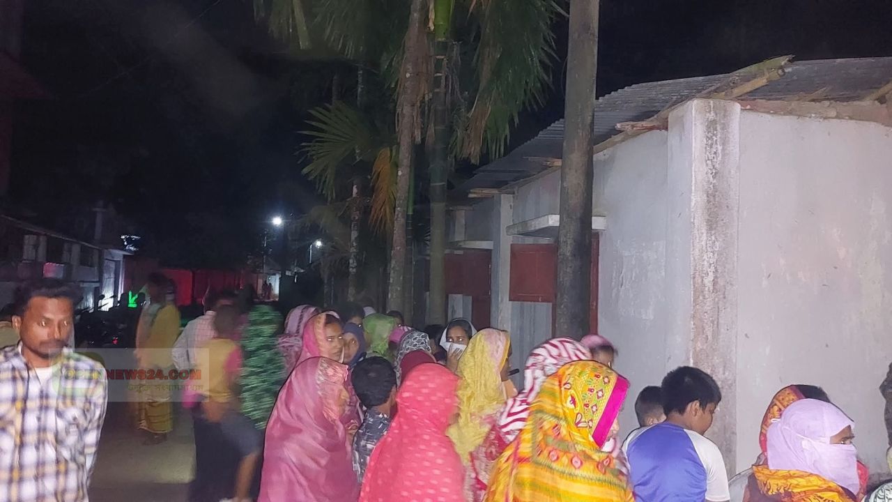 রানীশংকৈলে ওষুধ কোম্পানির বিক্রয় প্রতিনিধির ঝুলন্ত মরদেহ উদ্ধার