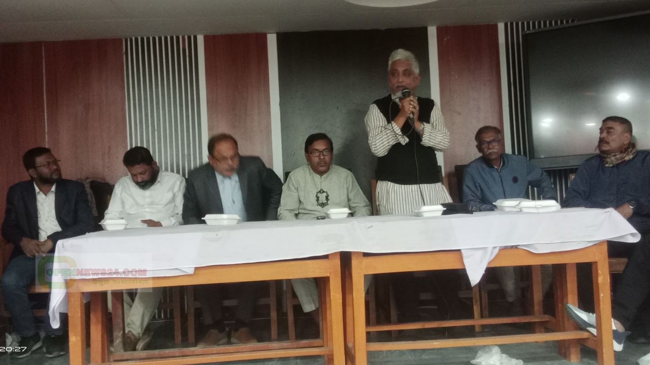 ঠাকুরগাঁওয়ে আন্তঃউপজেলা বাস চলাচল নিশ্চিতে রাণীশংকৈলে আলোচনা সভা অনুষ্ঠিত