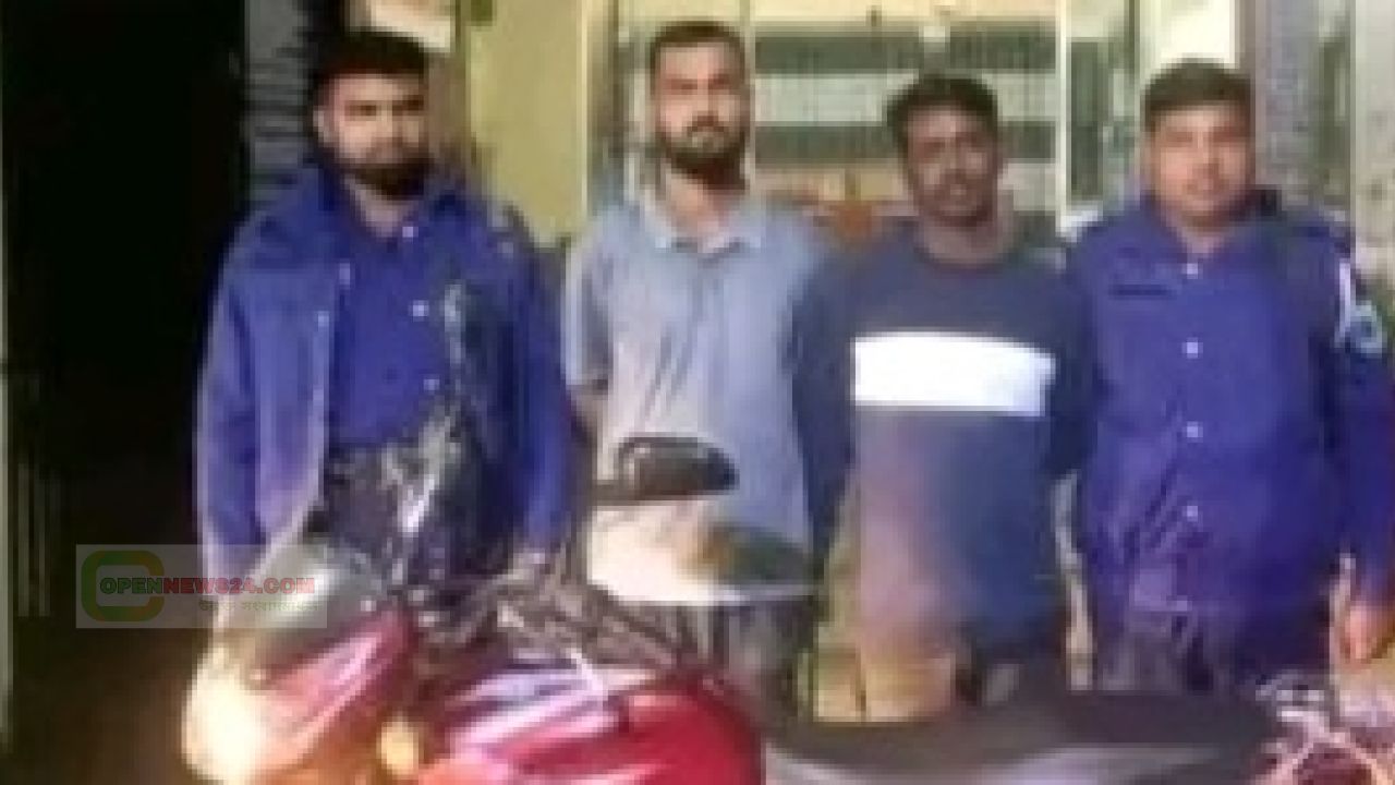 ঘরে নারী ঢুকিয়ে ব্লা'ক'মে'ইল, অতঃপর চক্রের দুই সদস্য গ্রেপ্তার! লালপুর গোপালপুর