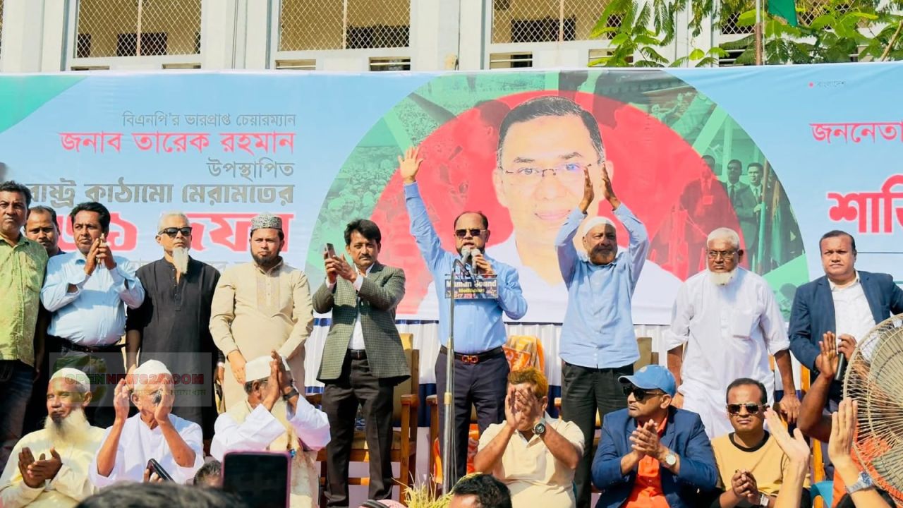 ভালুকায় বিএনপির উঠান বৈঠকে ১৪ হাজার মানুষের মাঝে শাড়ি-লুঙ্গি বিতরণ