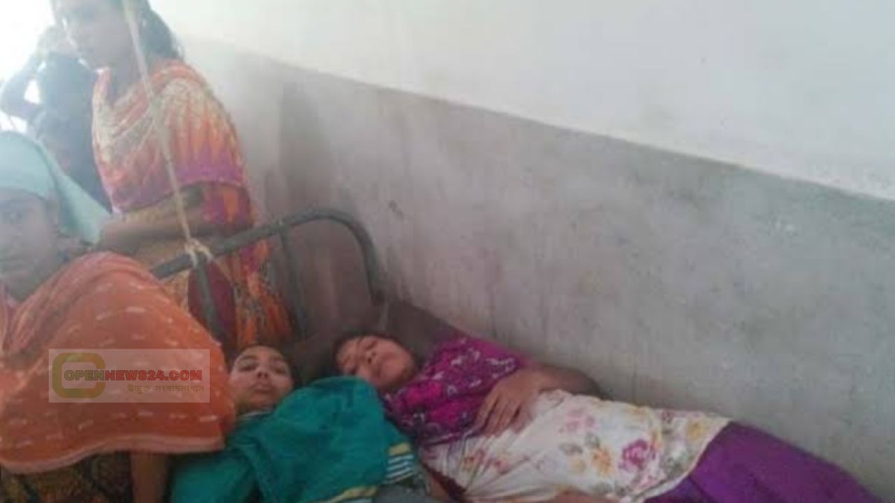 গাজীপুরে ভূমিকম্প আতঙ্কে পদদলিত হয়ে তিন শতাধিক  শ্রমিক আহত।