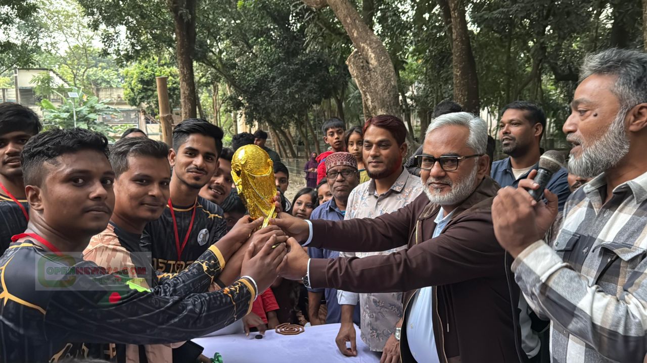 সিরাজগঞ্জে উৎসবমুখর পরিবেশে অনুষ্ঠিত প্রীতি ফুটবল ম্যাচ ২০২৫