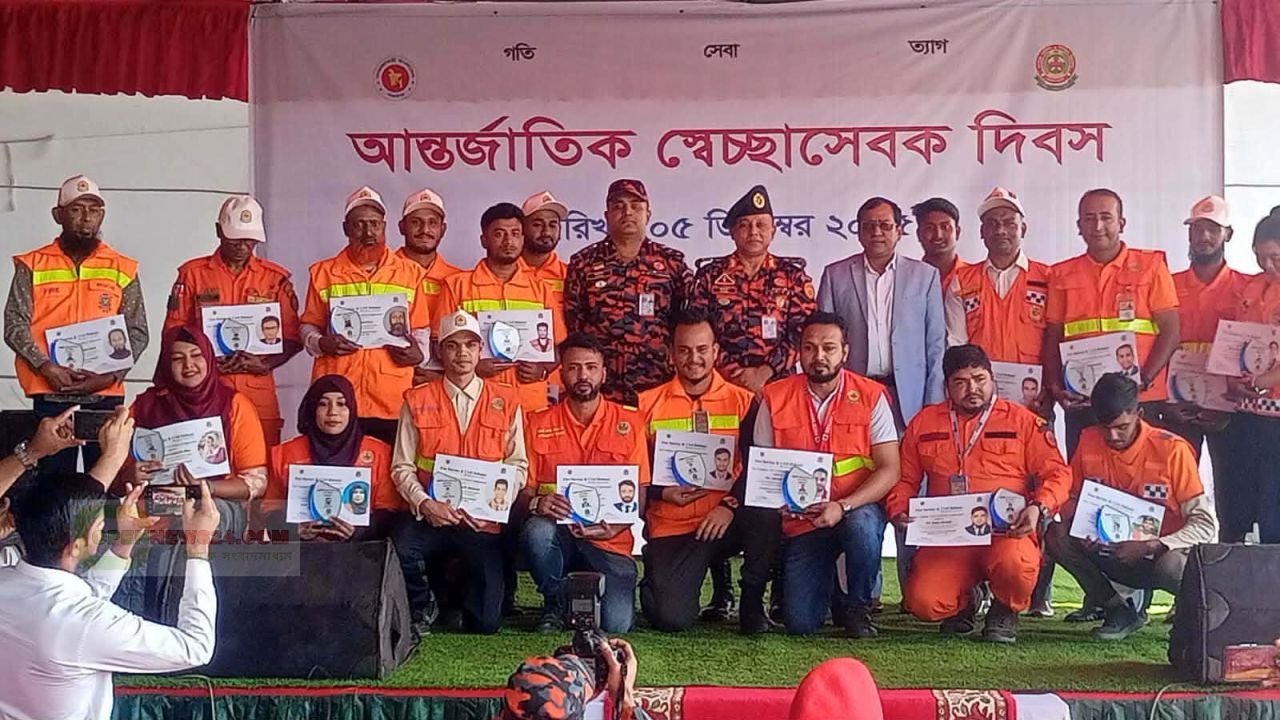 শ্রেষ্ঠ স্বেচ্ছাসেবক সম্মাননা পেলেন সাভারের ইসমাইল হোসেন