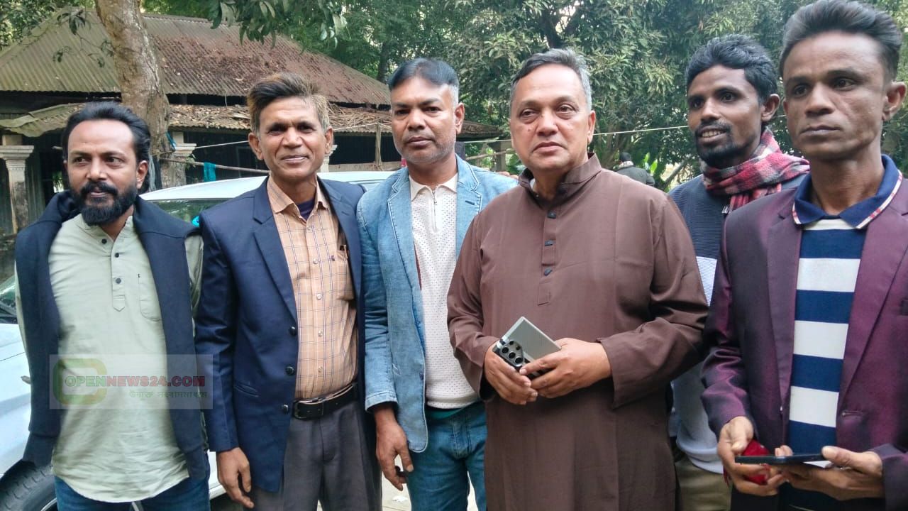 শরিক ওসমান হাদি ও এরশাদ উল্লাহর ওপর হামলার প্রতিবাদে কাজিপুরে বিএনপির বিক্ষোভ মিছিল ও সমাবেশ