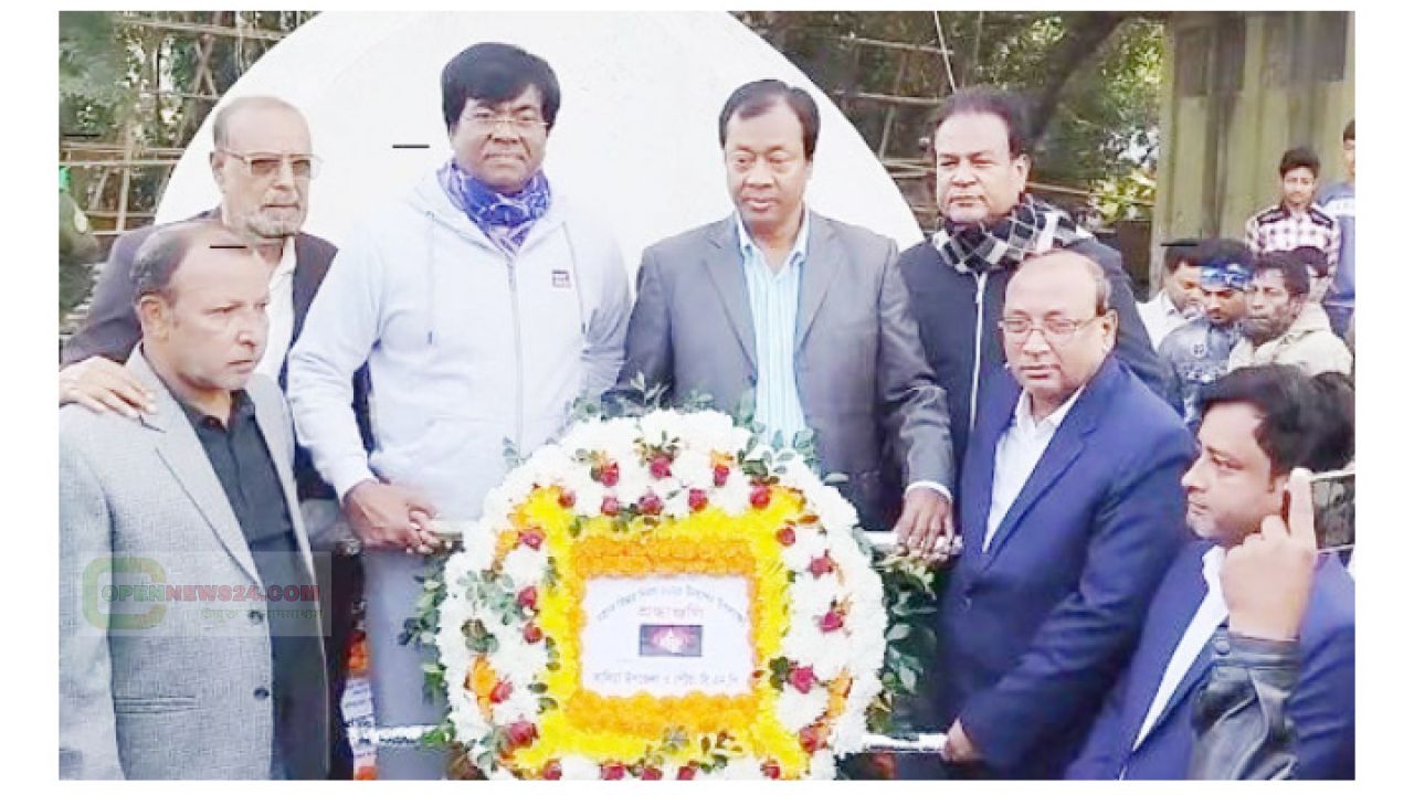 কালিয়ায় মহান বিজয় দিবসে শহীদদের প্রতি জেলা বিএনপি সভাপতির শ্রদ্ধা