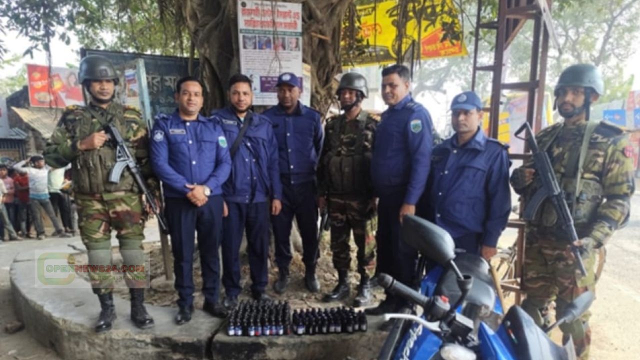 তানোরে ১১৫ বোতল ফেনসিডিলসহ মোটরসাইকেল জব্দ