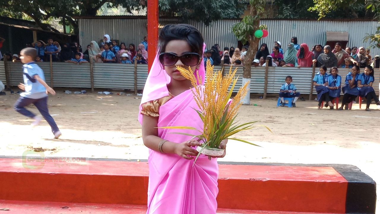 আনন্দ ও উদ্দীপনায় দুর্গাপুরে ক্ষুদে শিক্ষার্থীদের বার্ষিক ক্রীড়া প্রতিযোগিতা