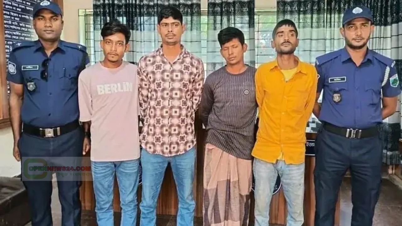 লালপুরে মাদক সেবনরত অবস্থায় হাতেনাতে ৪জন আটক, ভ্রাম্যমাণ আদালতে জেল জরিমানা