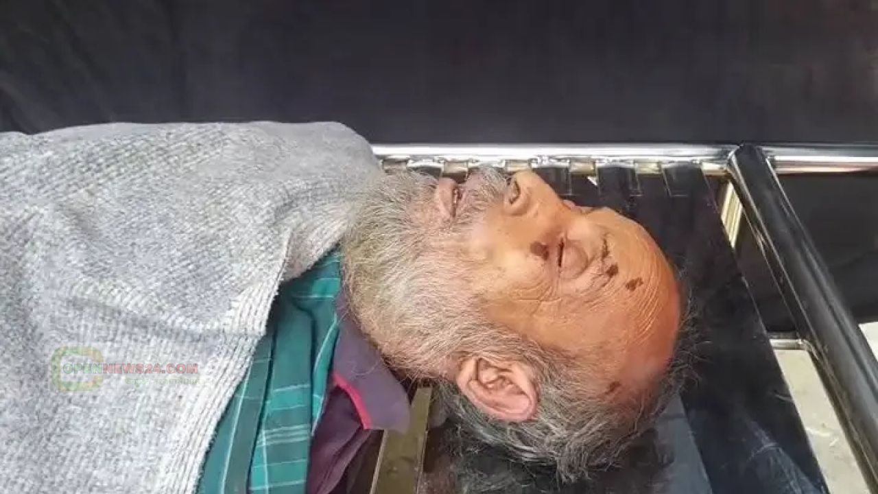 নাটোরের লালপুর উপজেলার আব্দুলপুর হান্নান মোড় এলাকায় নসিমনের ধাক্কায় মুক্তার হোসেন ৬৯ নামে এক বৃদ্ধ নিহত হয়েছেন।