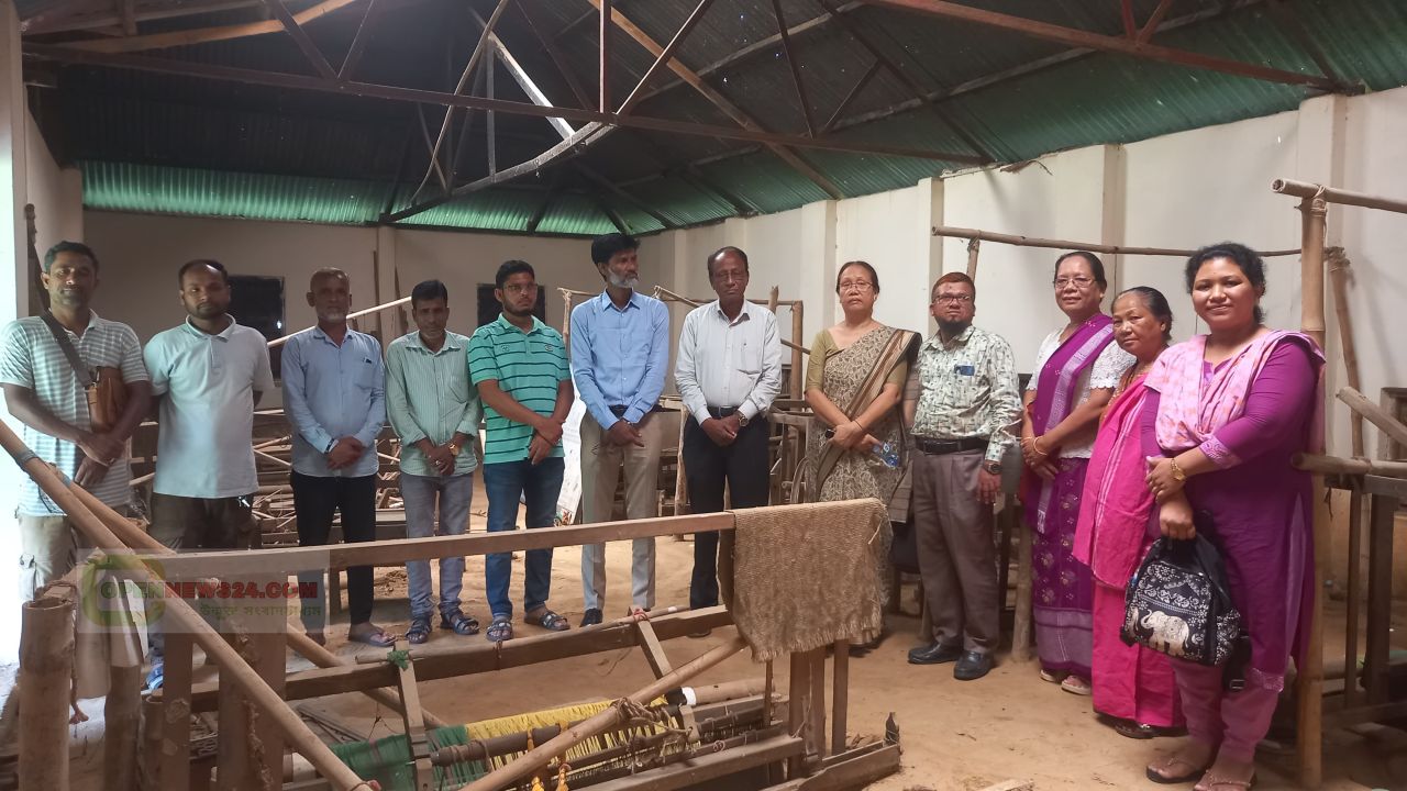 আদিবাসীদের তাঁত শিল্প রক্ষায় - ডেপুটি স্পীকারের উদ্দ্যেগ